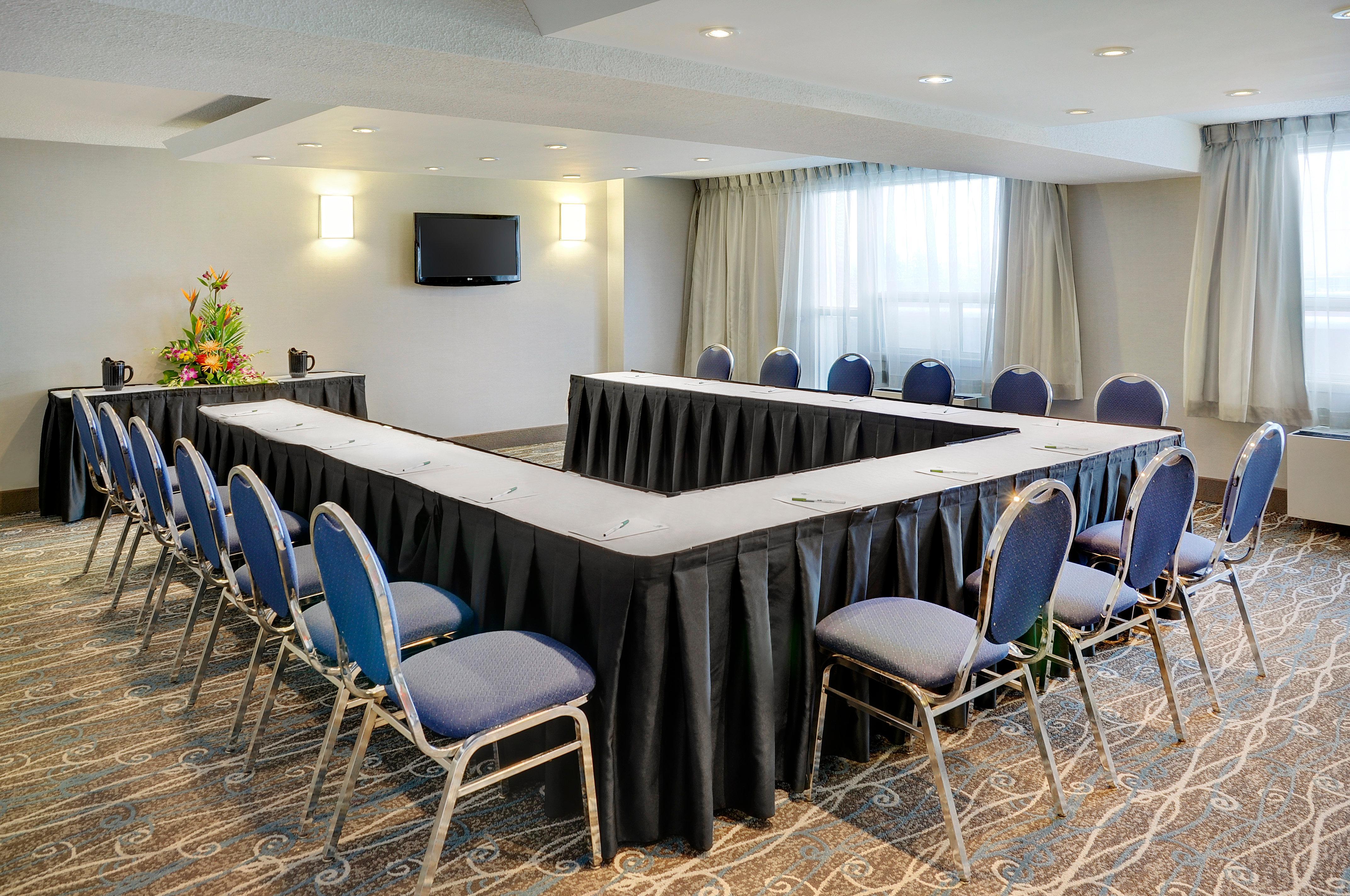 Holiday Inn Hotel & Suites London By Ihg Kültér fotó