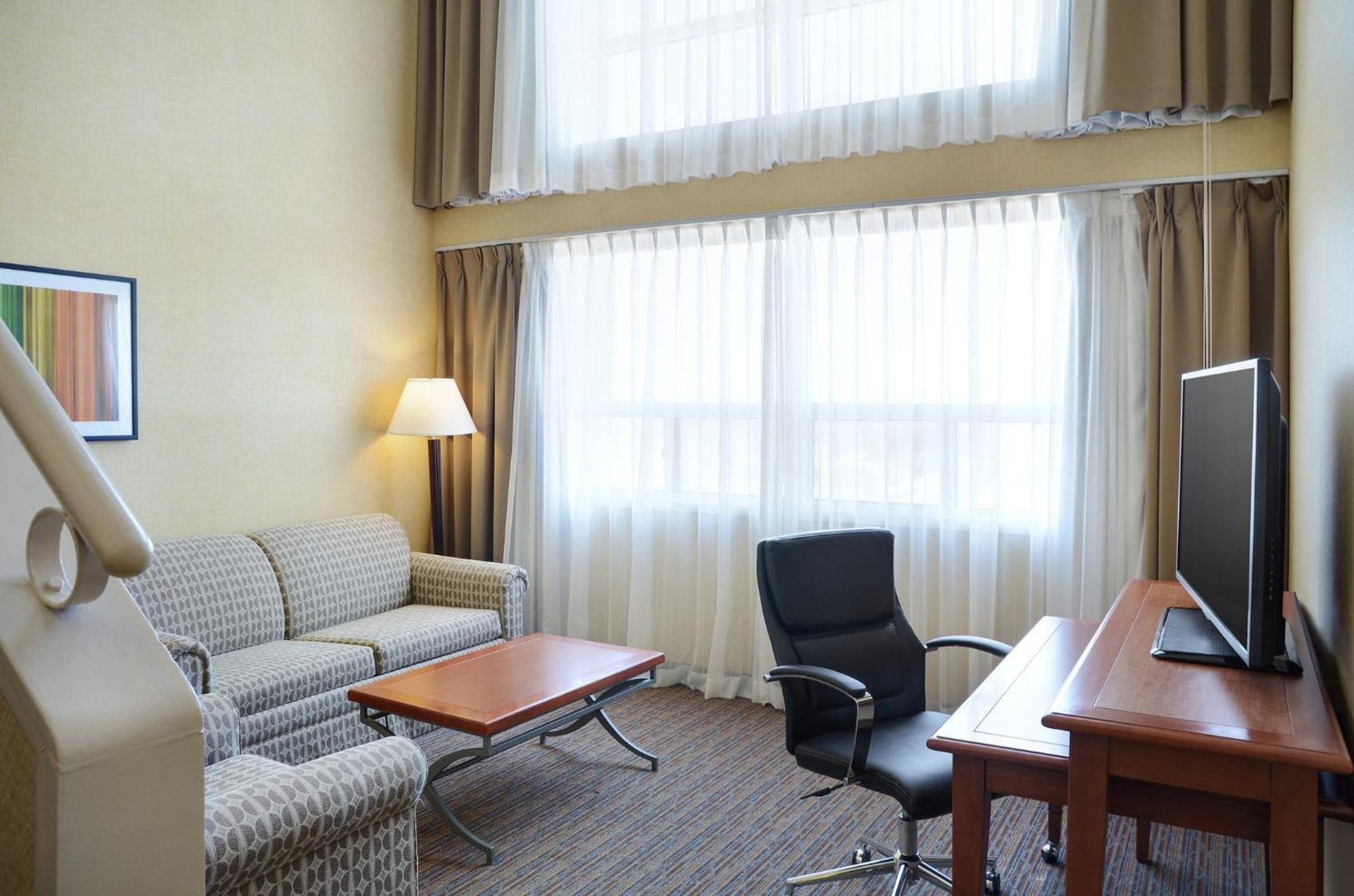 Holiday Inn Hotel & Suites London By Ihg Kültér fotó
