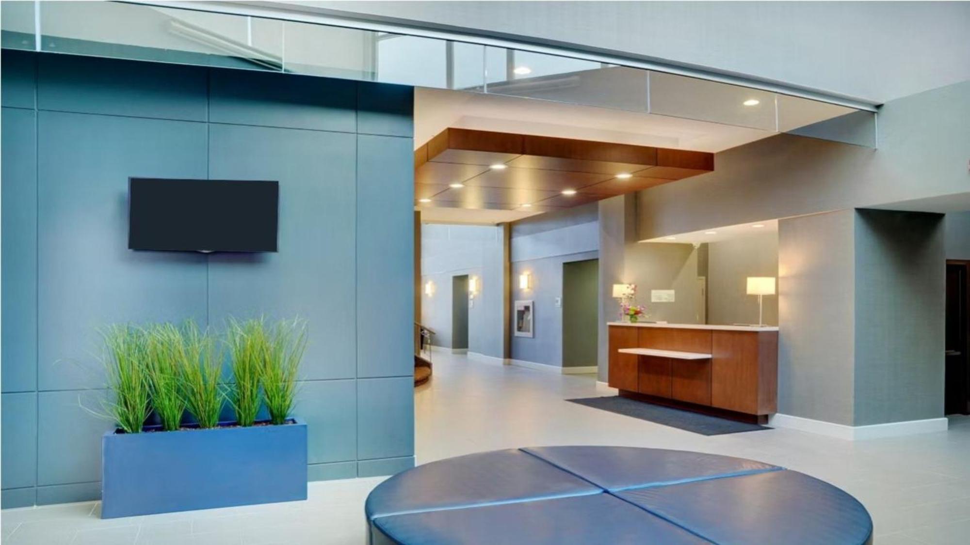 Holiday Inn Hotel & Suites London By Ihg Kültér fotó