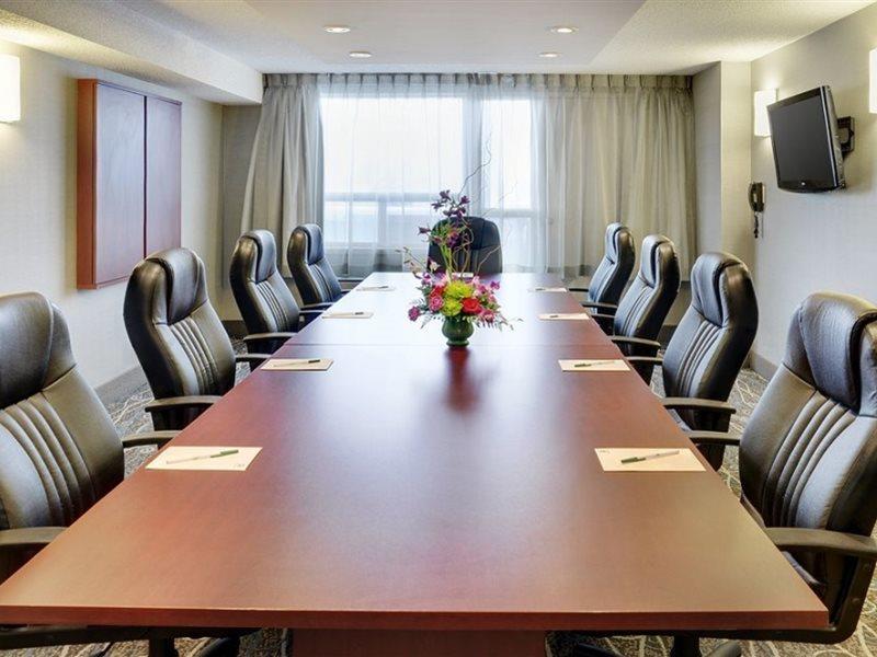 Holiday Inn Hotel & Suites London By Ihg Kültér fotó