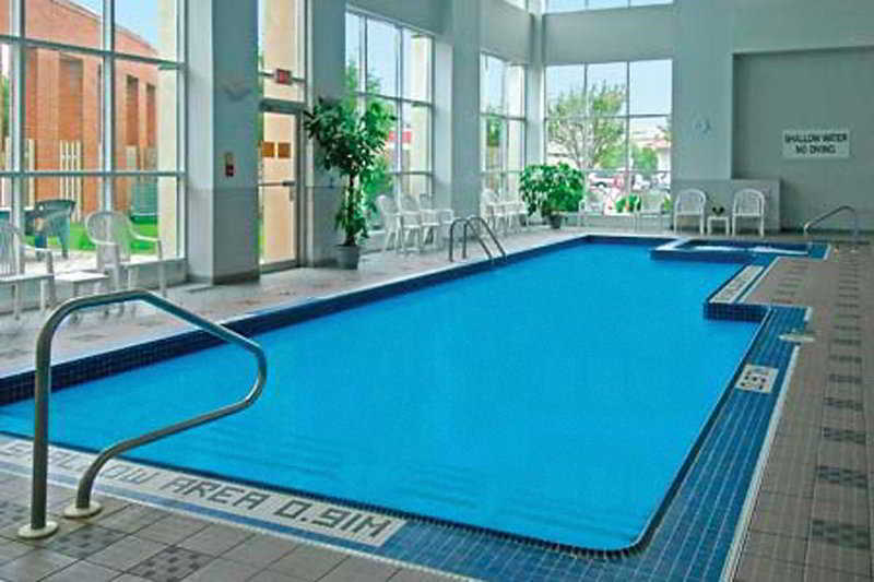 Holiday Inn Hotel & Suites London By Ihg Kültér fotó